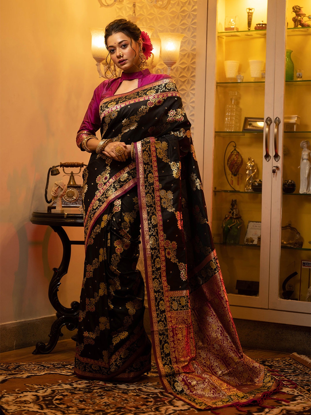 

Jinal & Jinal Woven Design Zari Pure Silk Banarasi Saree, Black