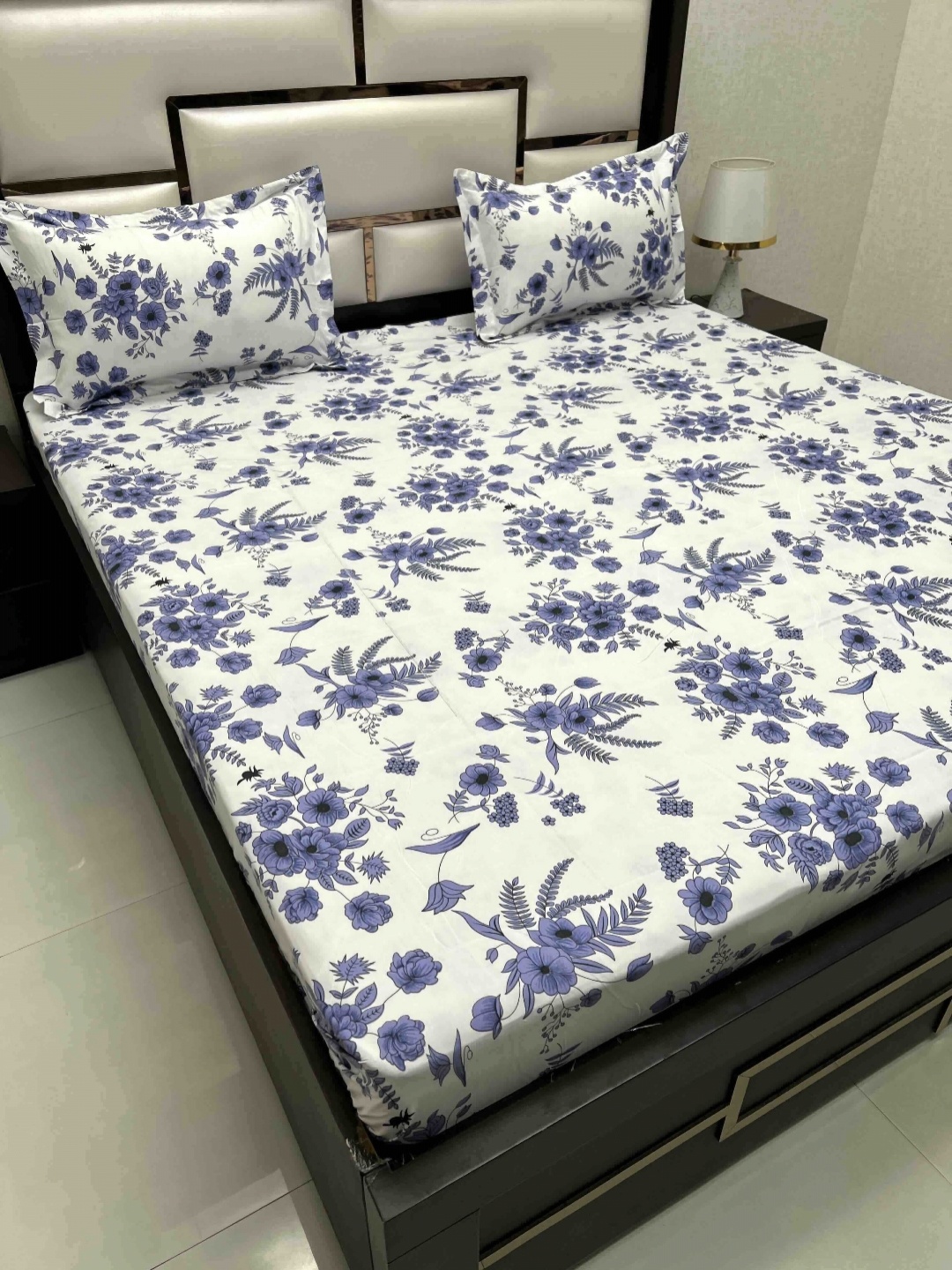 

Pure Decor Queen Size Double Bedsheet With 2 Pillow Covers 2.28m X 2.54m, Blue