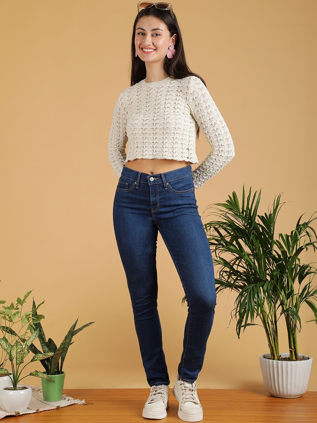 

Kotty Women Open Knit Pullover Crop Sweaters, White