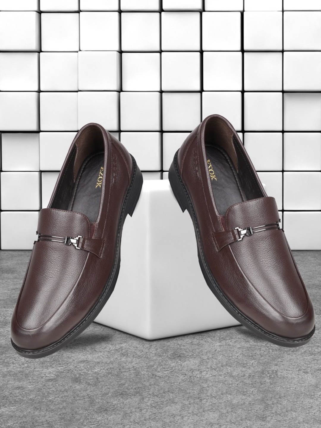 

EZOK Men Round Toe Leather Loafers, Brown