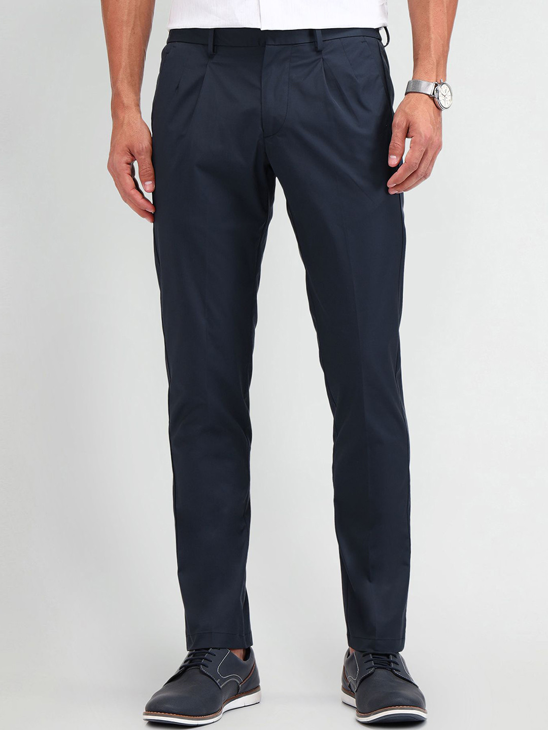

Arrow New York Men Smart Slim Fit Mid-Rise Pleated Trousers, Blue