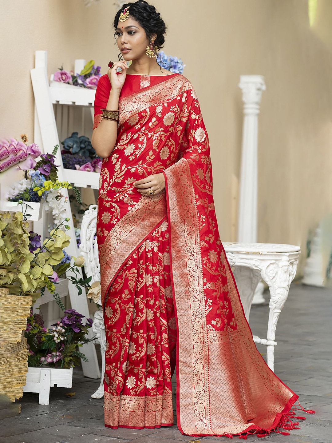 

Jinal & Jinal Woven Design Zari Pure Silk Banarasi Saree, Red