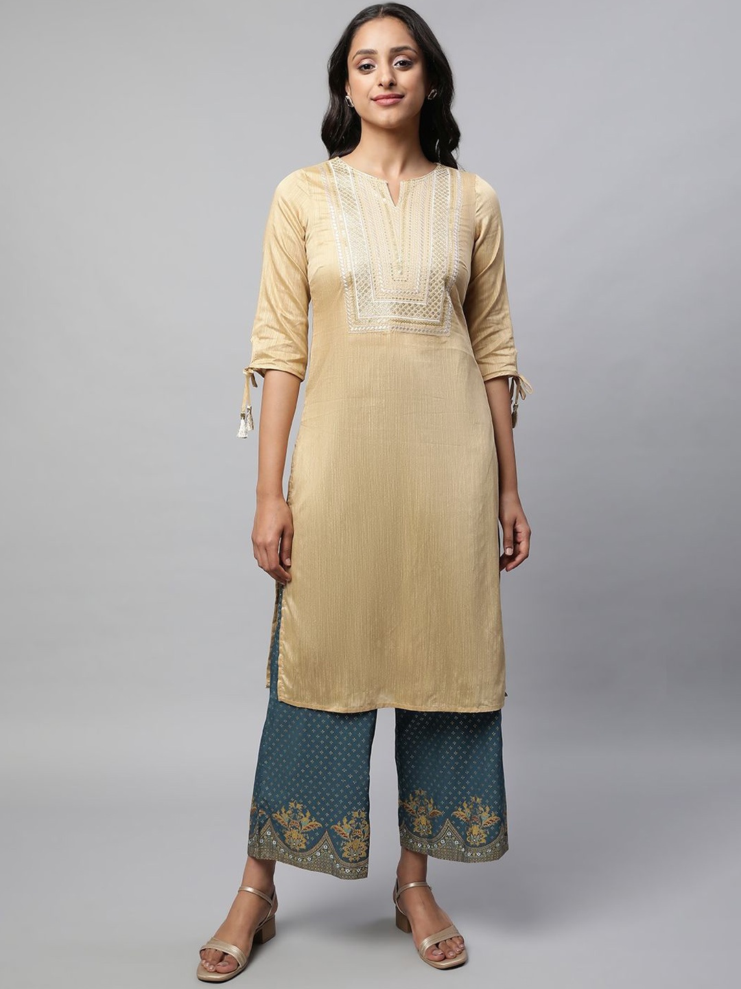 

AURELIA Women Thread Work Kurta, Beige