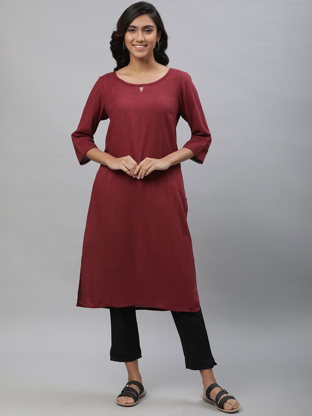 

AURELIA Women Keyhole Neck Mirror Work Kurta, Maroon
