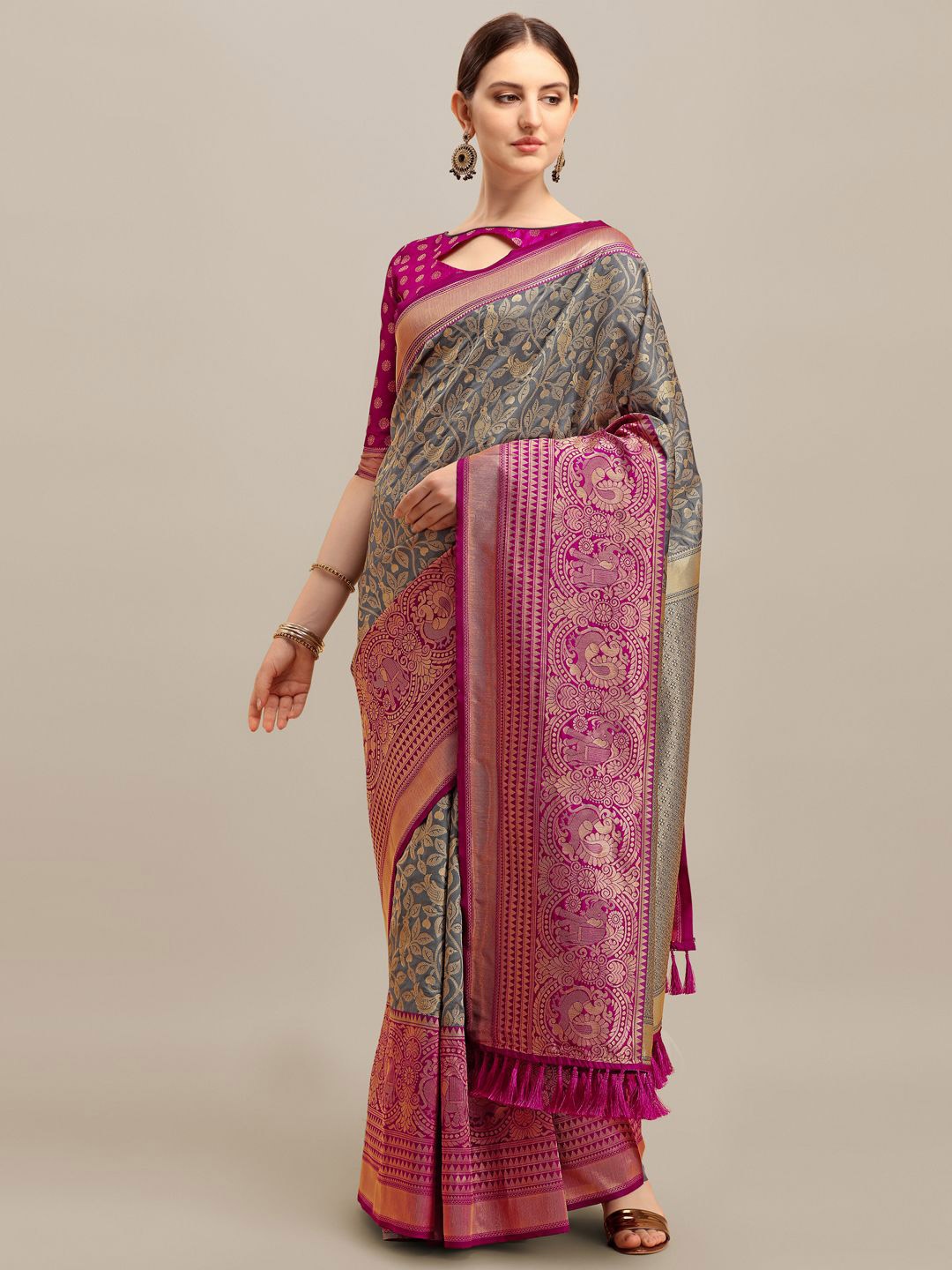 

DIVASTRI Woven Design Zari Silk Blend Saree, Grey