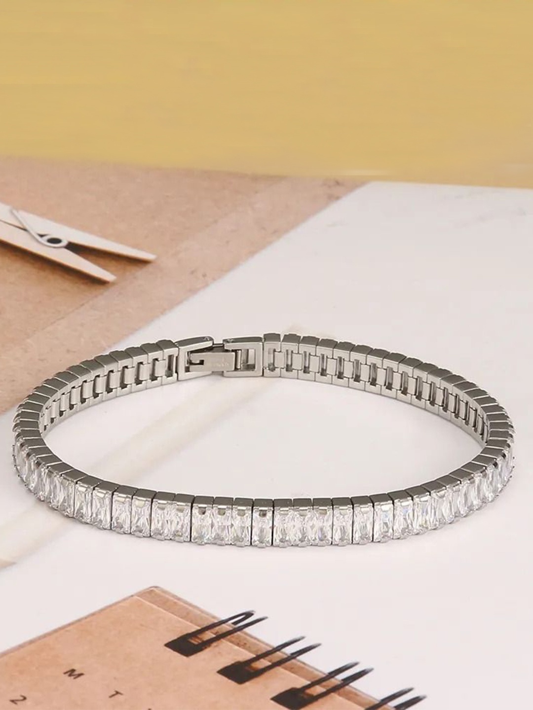 

DIVASTRI American Diamond Antique Silver-Plated Link Bracelet
