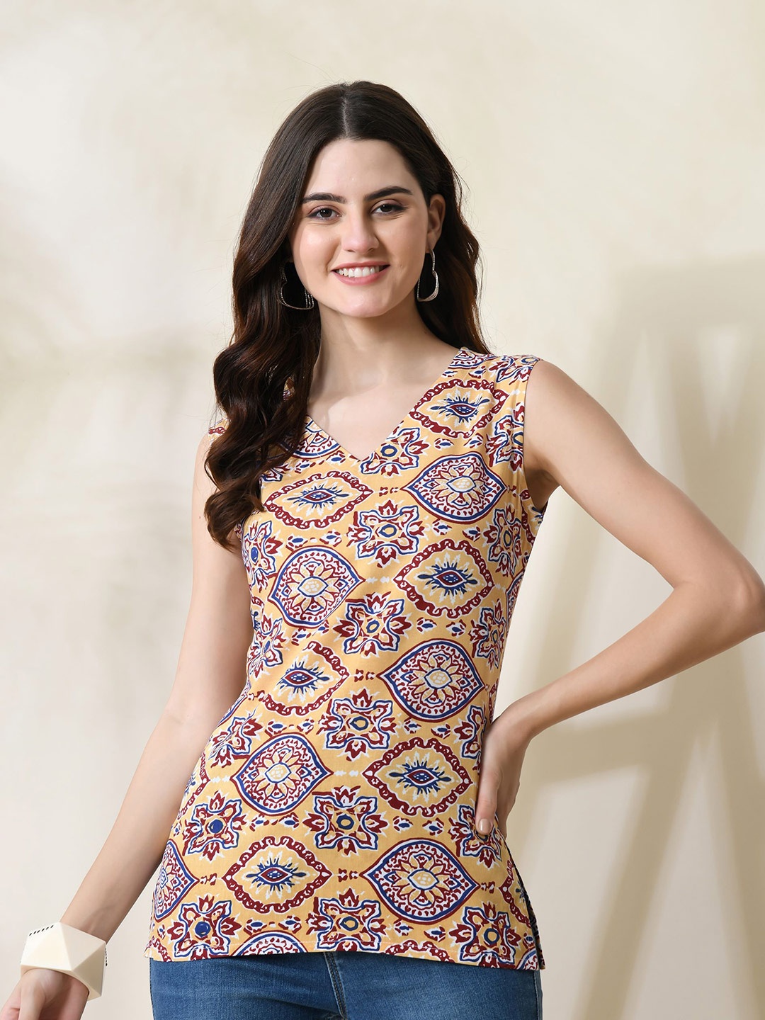 

Metronaut Women Ethnic Motif Printed V-Neck Top, Beige