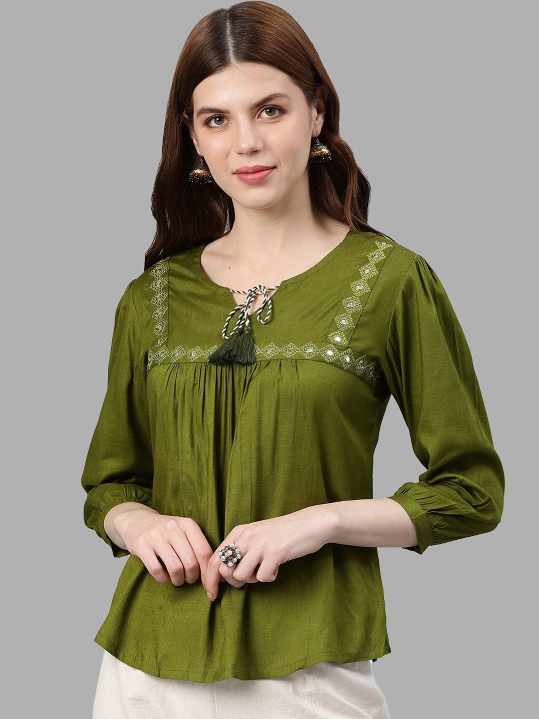 

KALINI Keyhole Neck Top, Green