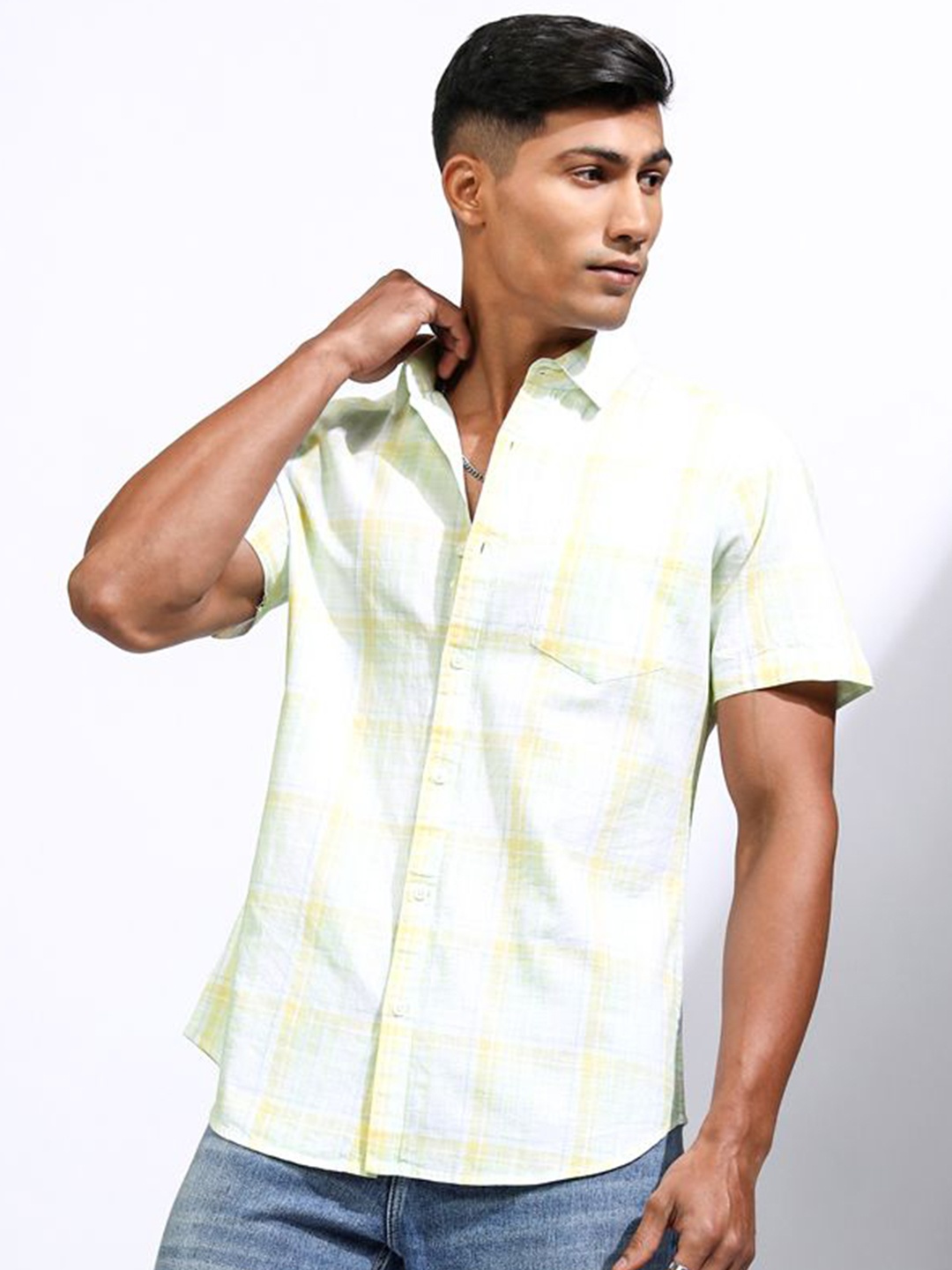 

LOCOMOTIVE Premium Men Checked Casual Regular Fit Shirt, Yellow