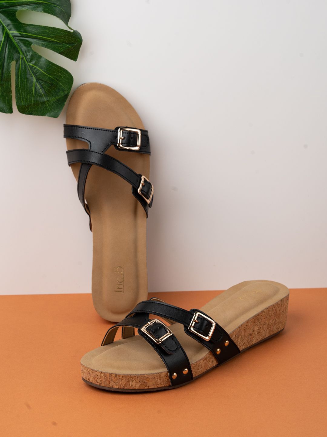 

Inc 5 Women Open Toe Flats, Black
