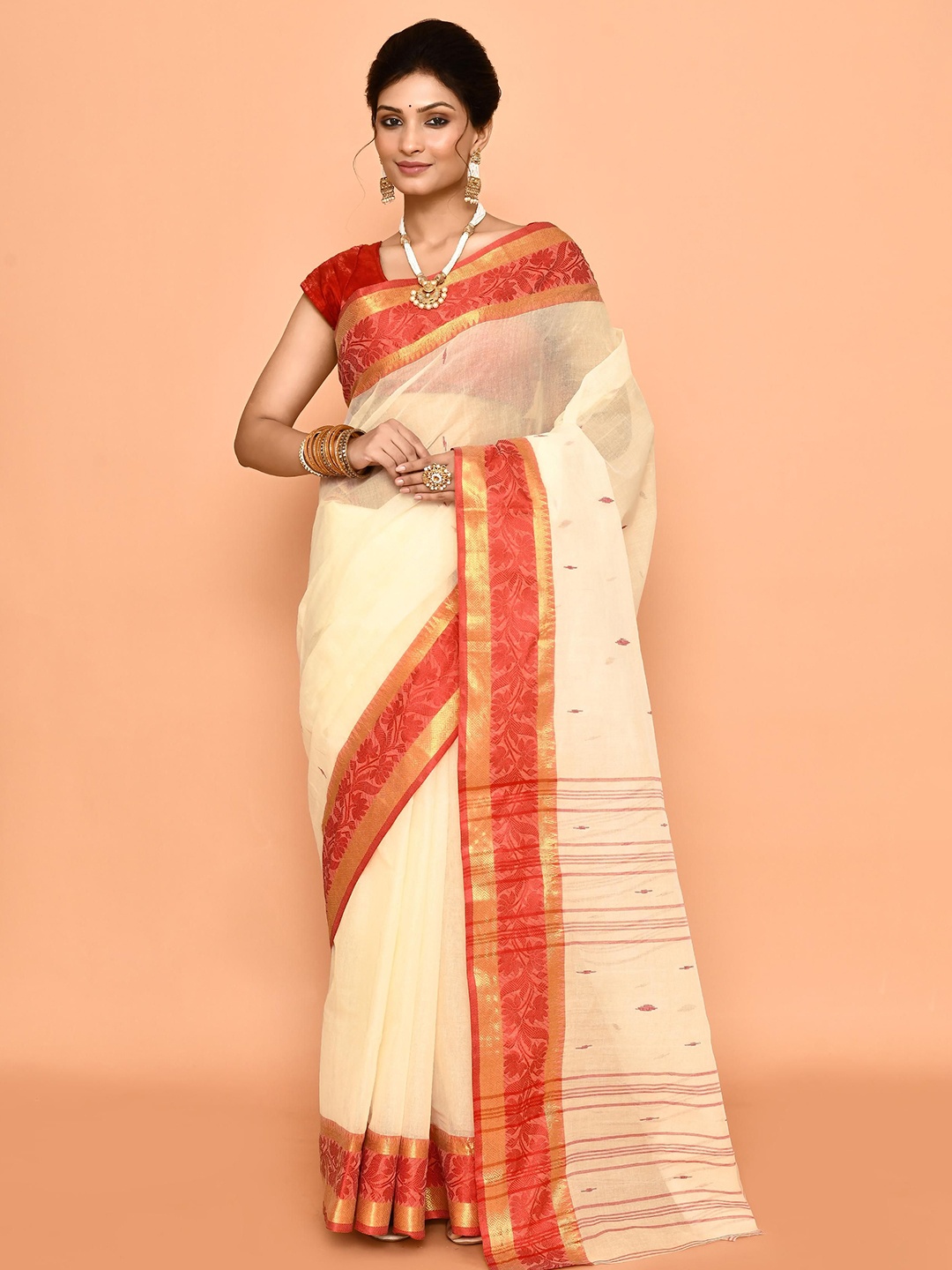 

PUKU Ethnic Motifs Pure Cotton Traditional Taant Saree, Off white
