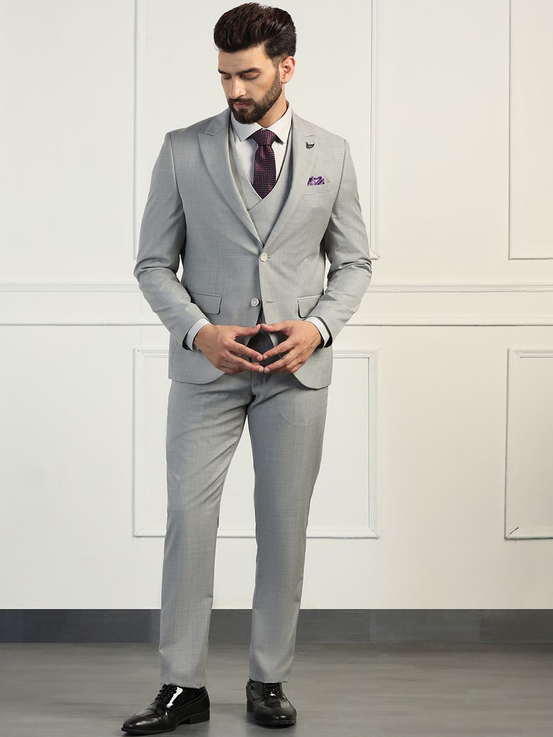 

Blackberrys Men Slim-Fit Single-Breasted 3 Piece Formal Suit, Grey