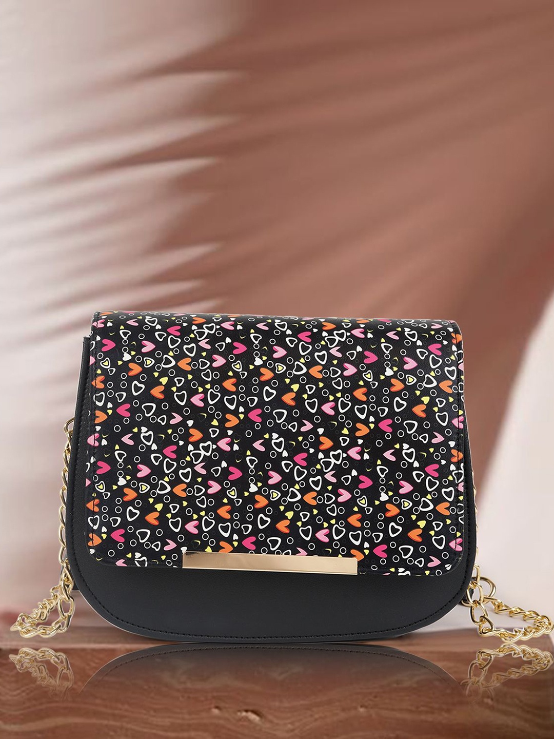 

SPOTIC Structured Sling Bag, Black