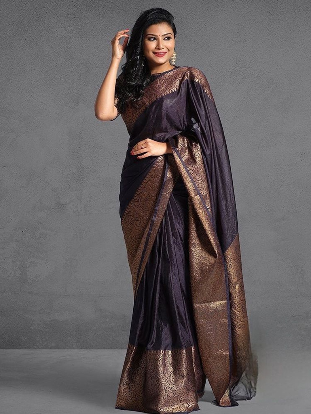 

Wuxi Zari Pure Silk Banarasi Saree, Black
