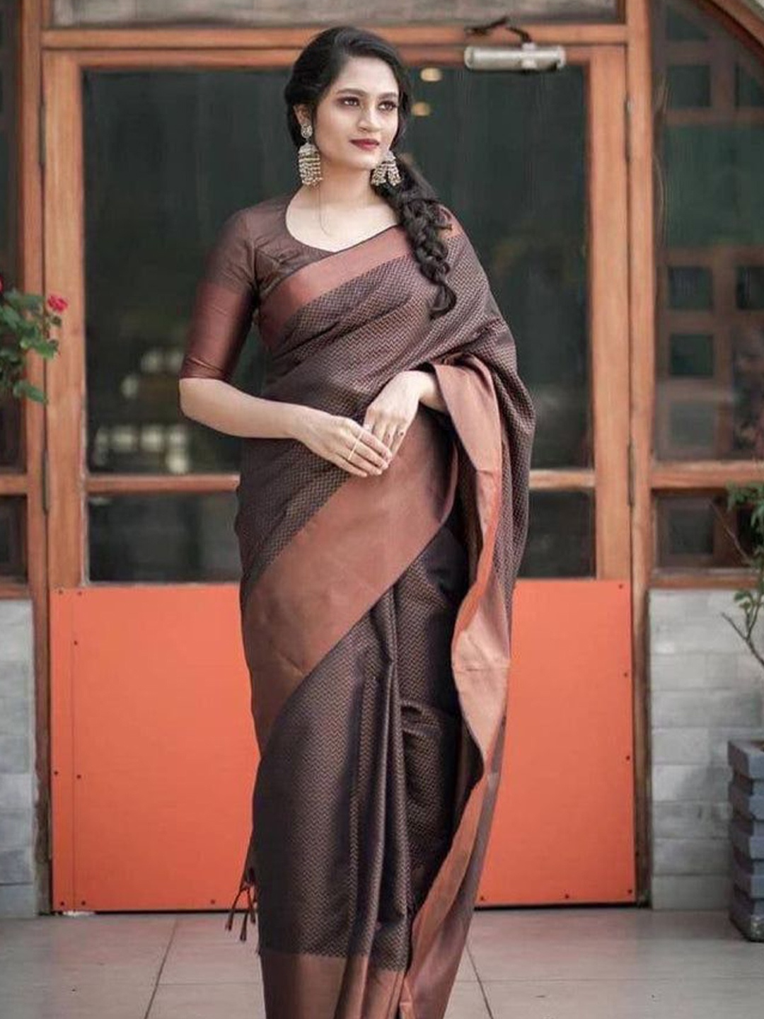 

Wuxi Woven Design Pure Silk Banarasi Saree, Brown