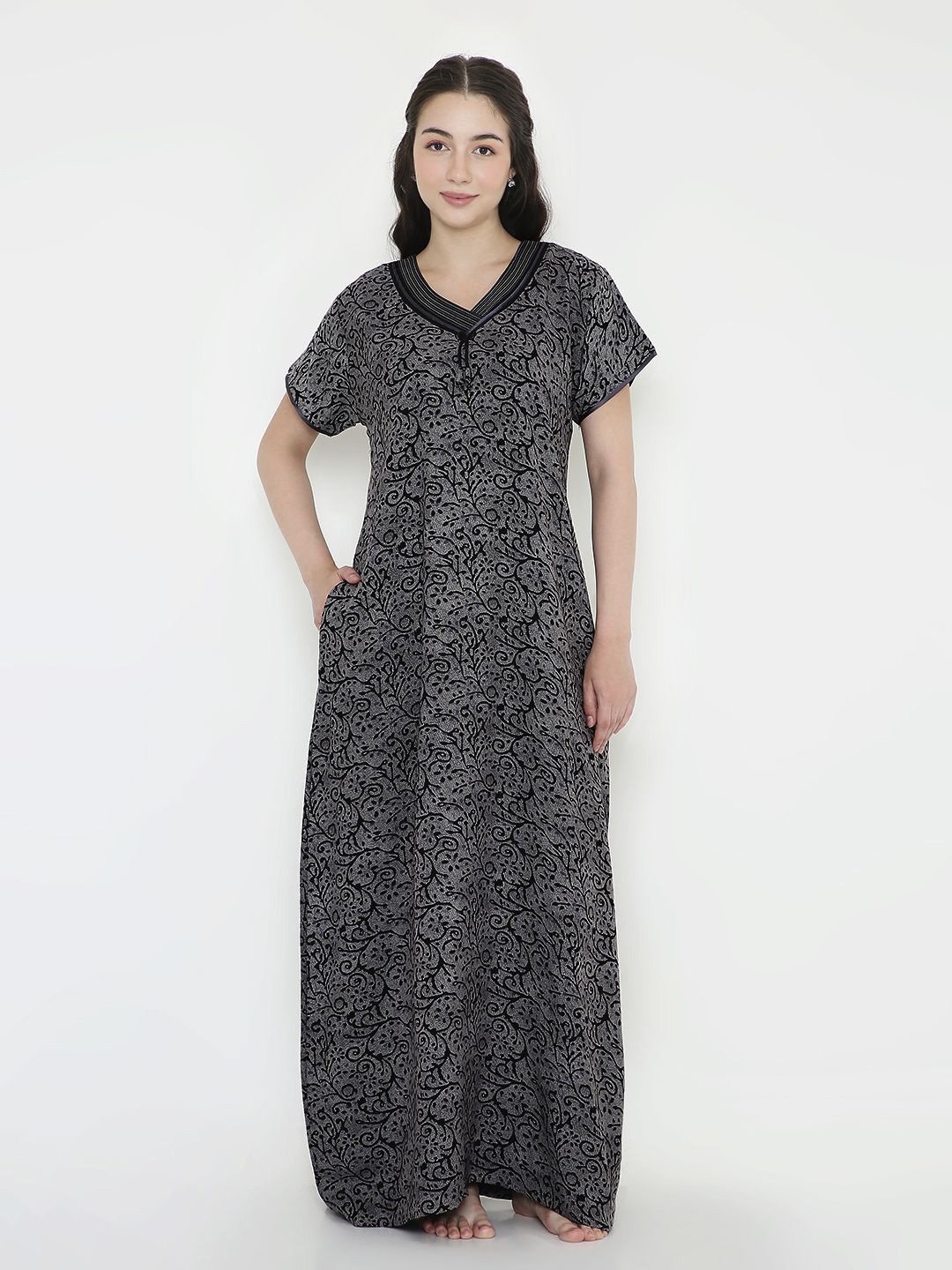 

NIGHTSPREE Printed Maxi Nightdress, Black