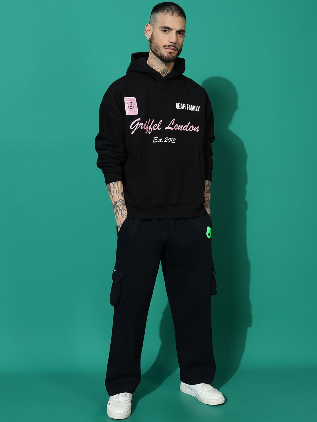 

GRIFFEL Printed Long Sleeves Hooded Sweatshirt & Track Pants, Black