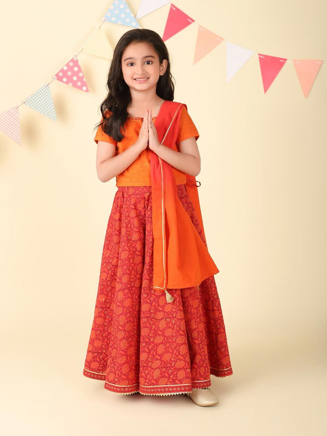 

Fabindia Girls Embroidered Ready to Wear Lehenga & Blouse With Dupatta, Orange