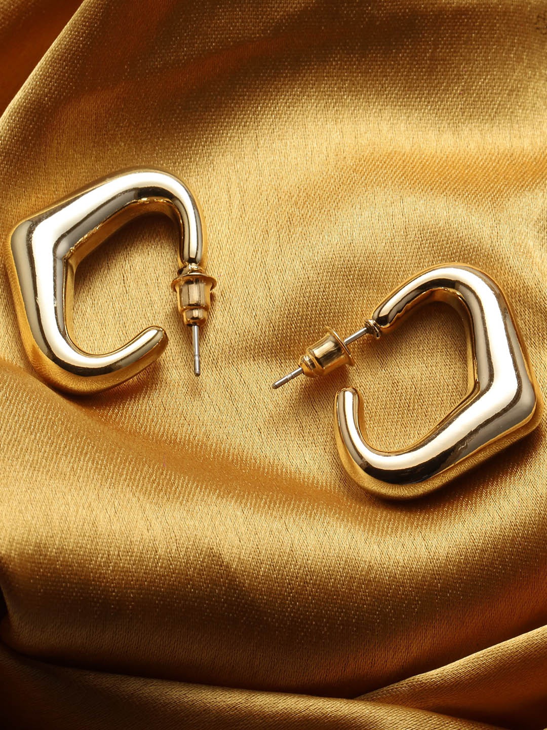 

Maansh Gold-Plated Contemporary Studs