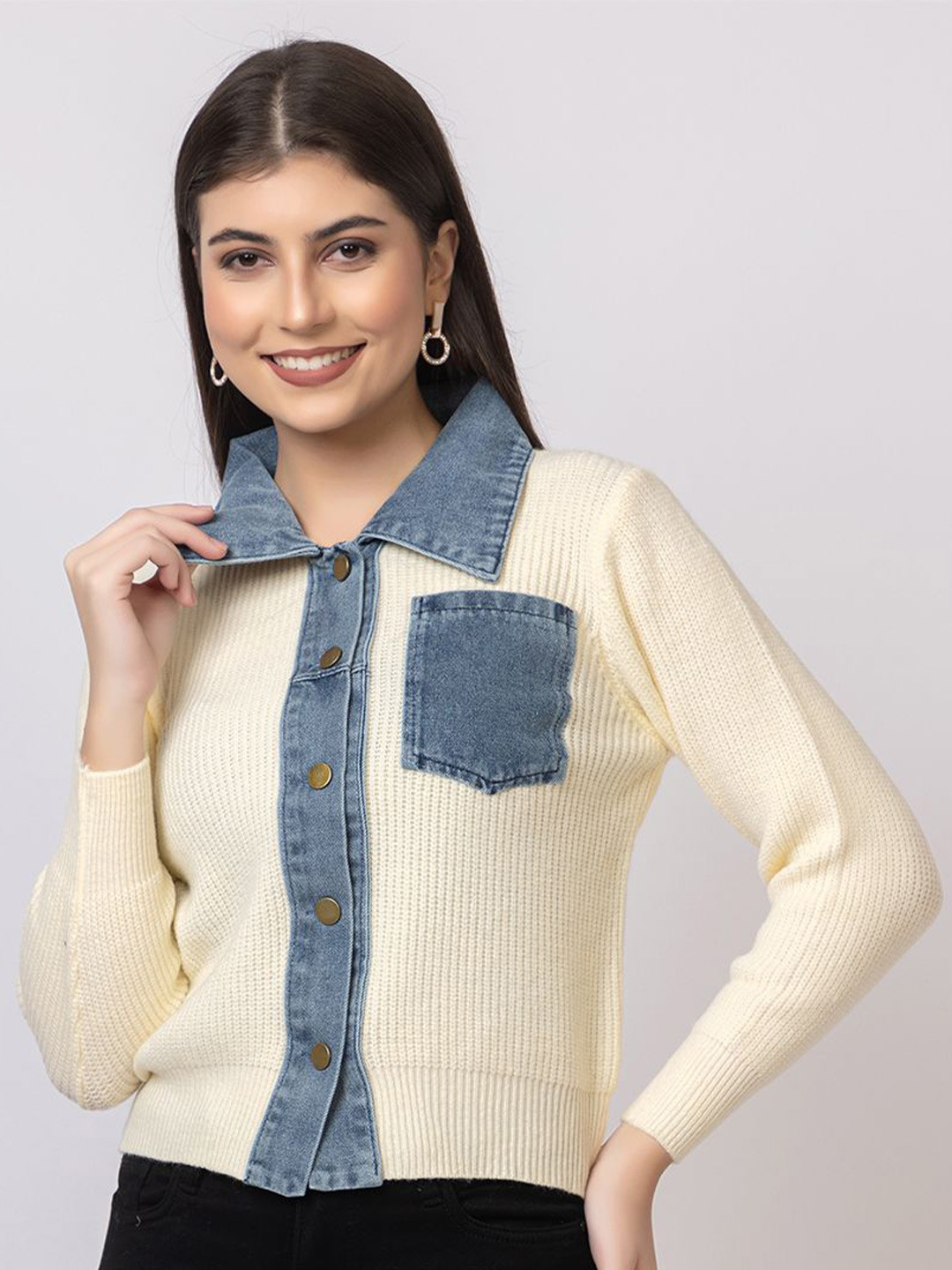 

Antiloop Women Woollen Cardigan, Cream