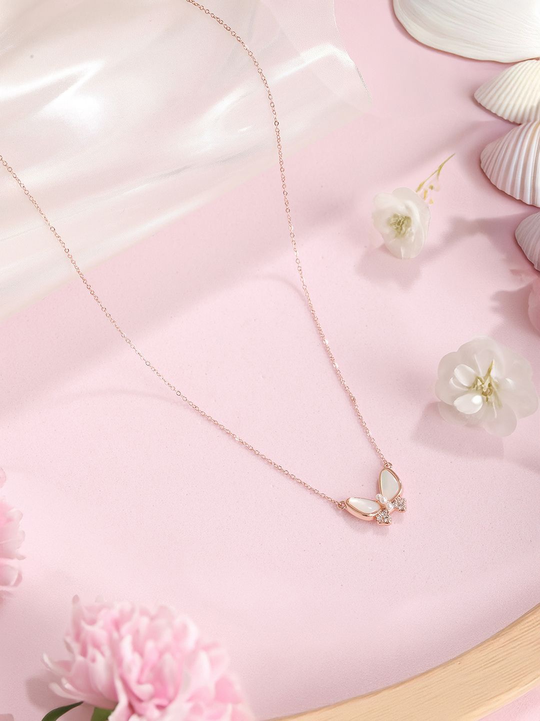 

SARAF TRENDZ Rose Gold-Plated Chain