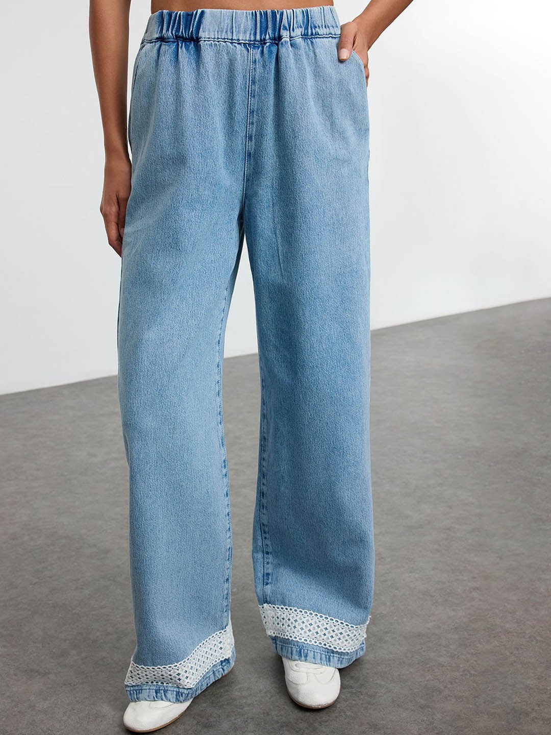 

Trendyol Women Jeans, Na