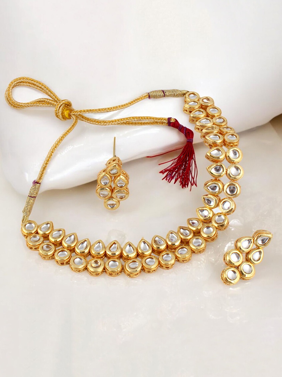 

LUCKY JEWELLERY 18K Gold Plated Kundan Studded Jewellery Set