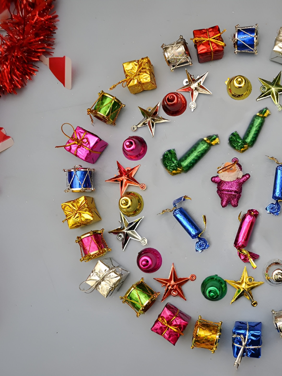 

CraftVatika 50Pcs Green & Pink Printed Mini Ornaments Christmas Tree Decor