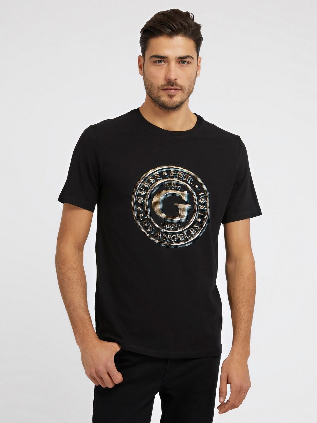 

GUESS Men Typography Printed Pockets Slim Fit T-shirt, Black