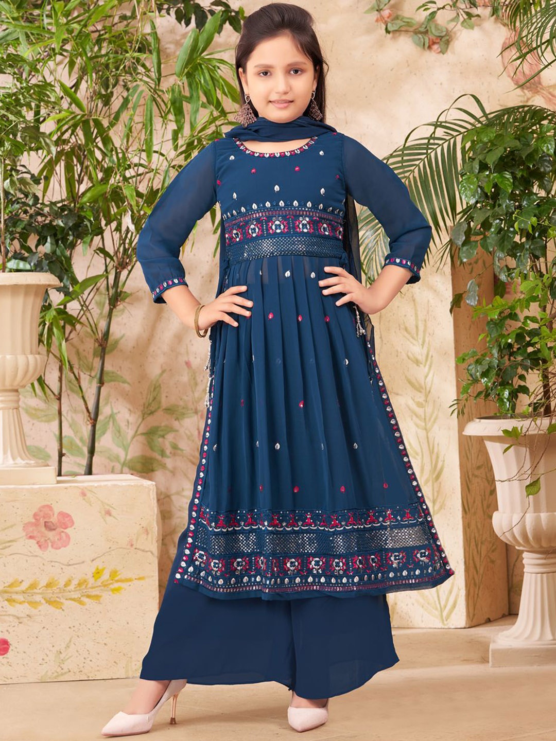 

BAESD Girls Embroidered Regular Sequinned Kurta with Sharara & With Dupatta, Turquoise blue