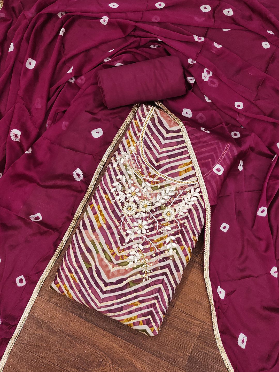 

Lilots Printed Unstitched Dress Material, Maroon