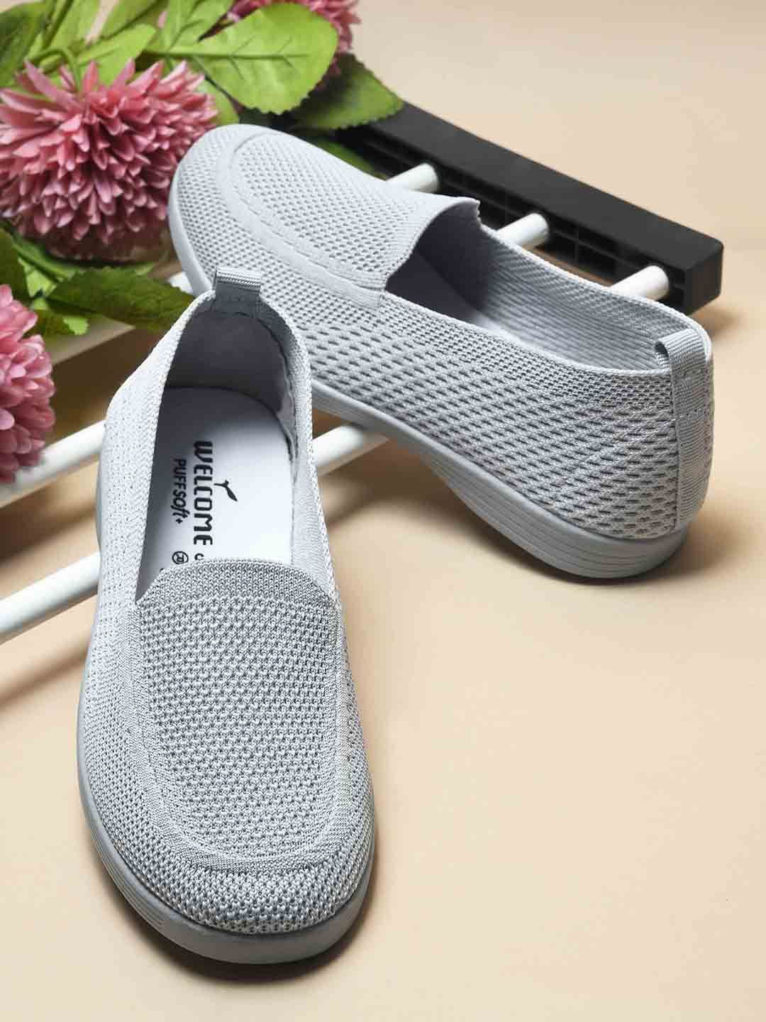 

WELCOME Women Slip-On Sneakers, Grey