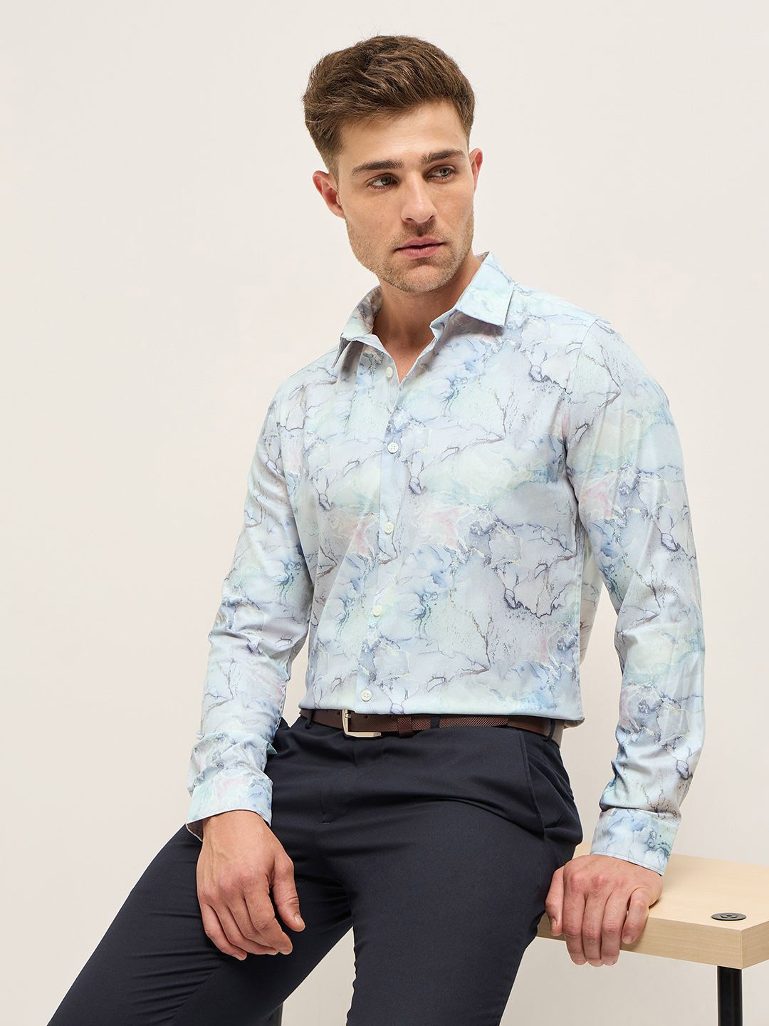 

THE BEAR HOUSE Men Tailored Fit Opaque Printed Formal Shirt, Blue
