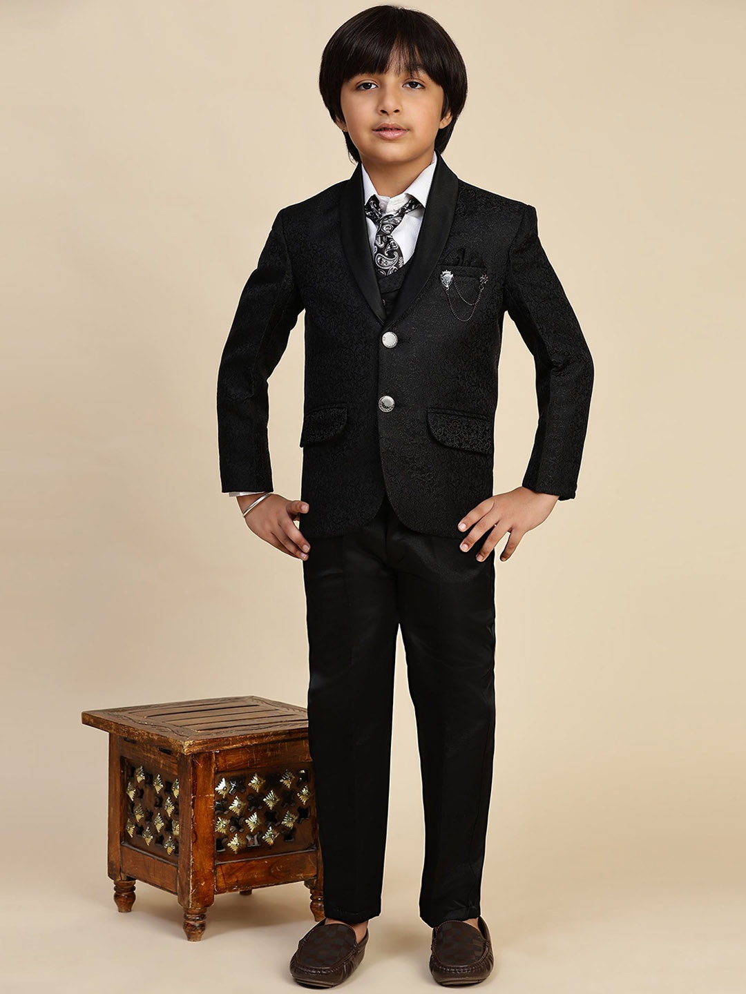 

Pro-Ethic STYLE DEVELOPER Boys Double-Breasted Five-Piece Formal Suit, Black