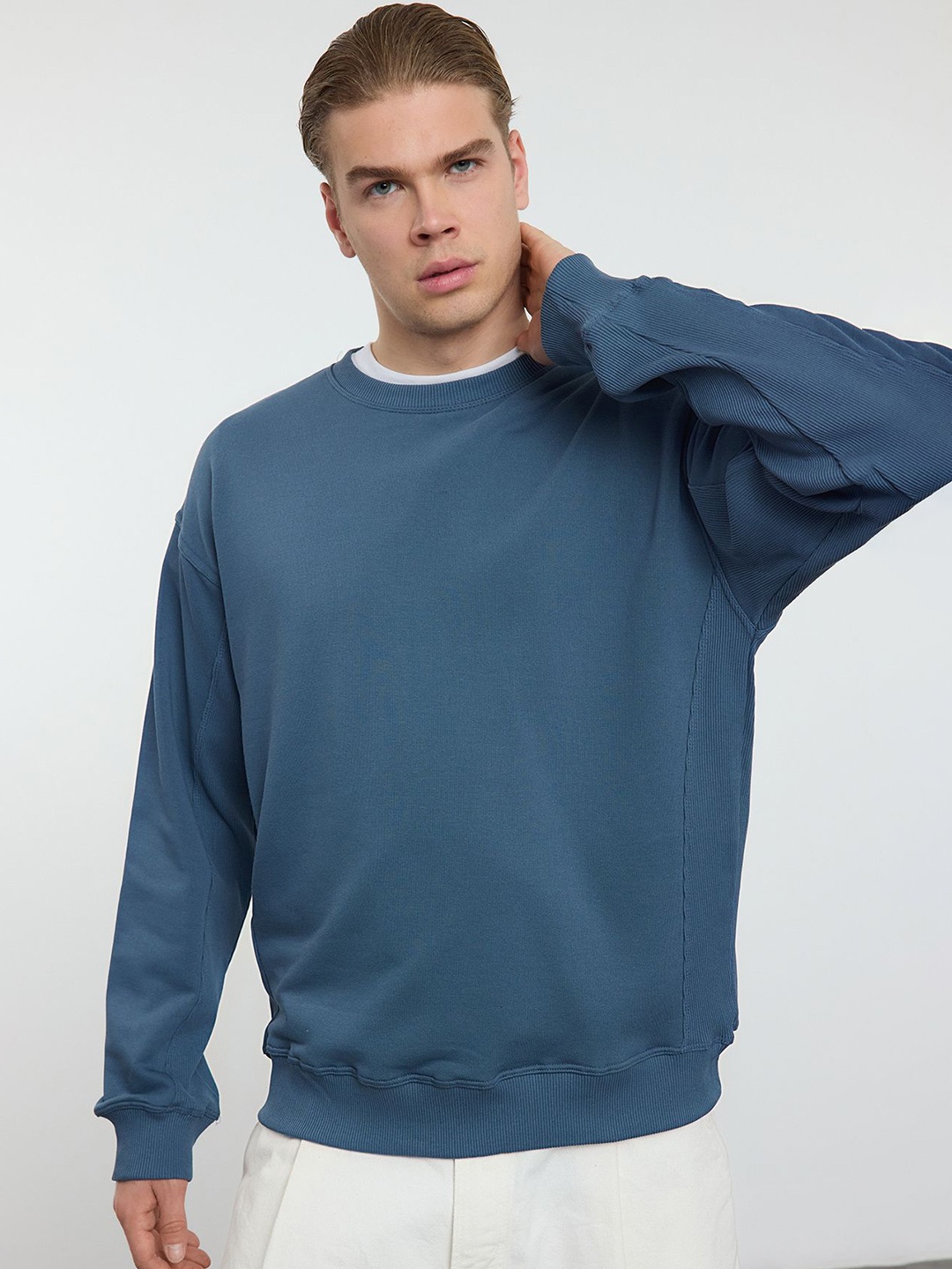 

Trendyol Men Sweatshirt, Na