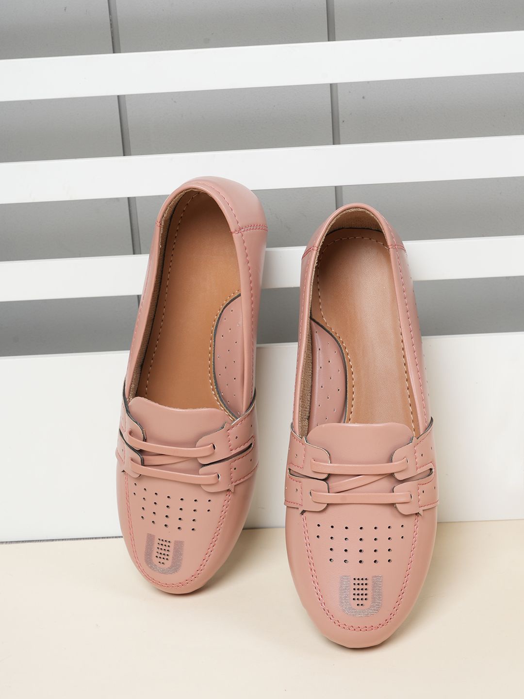 

Style Shoes Women Ballerinas with Laser Cuts Flats, Pink