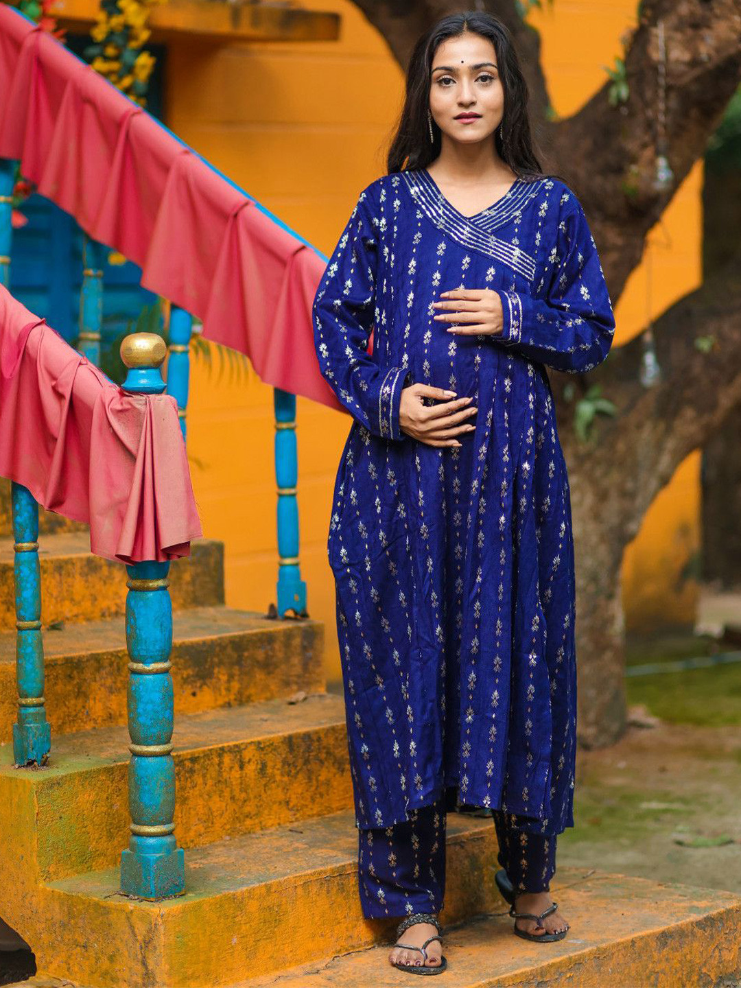 

Aujjessa Women Angrakha Sequinned Kurta with Trousers, Navy blue