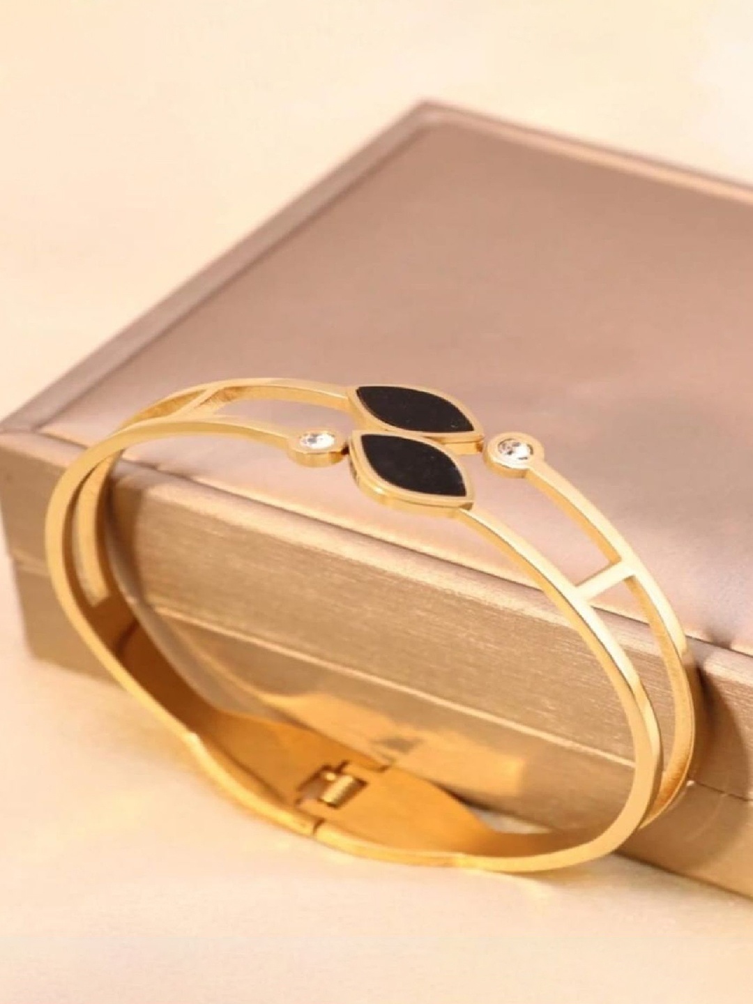 

RUHI COLLECTION Unisex Hand Painted Rhodium-Plated Cuff Bracelet, Gold