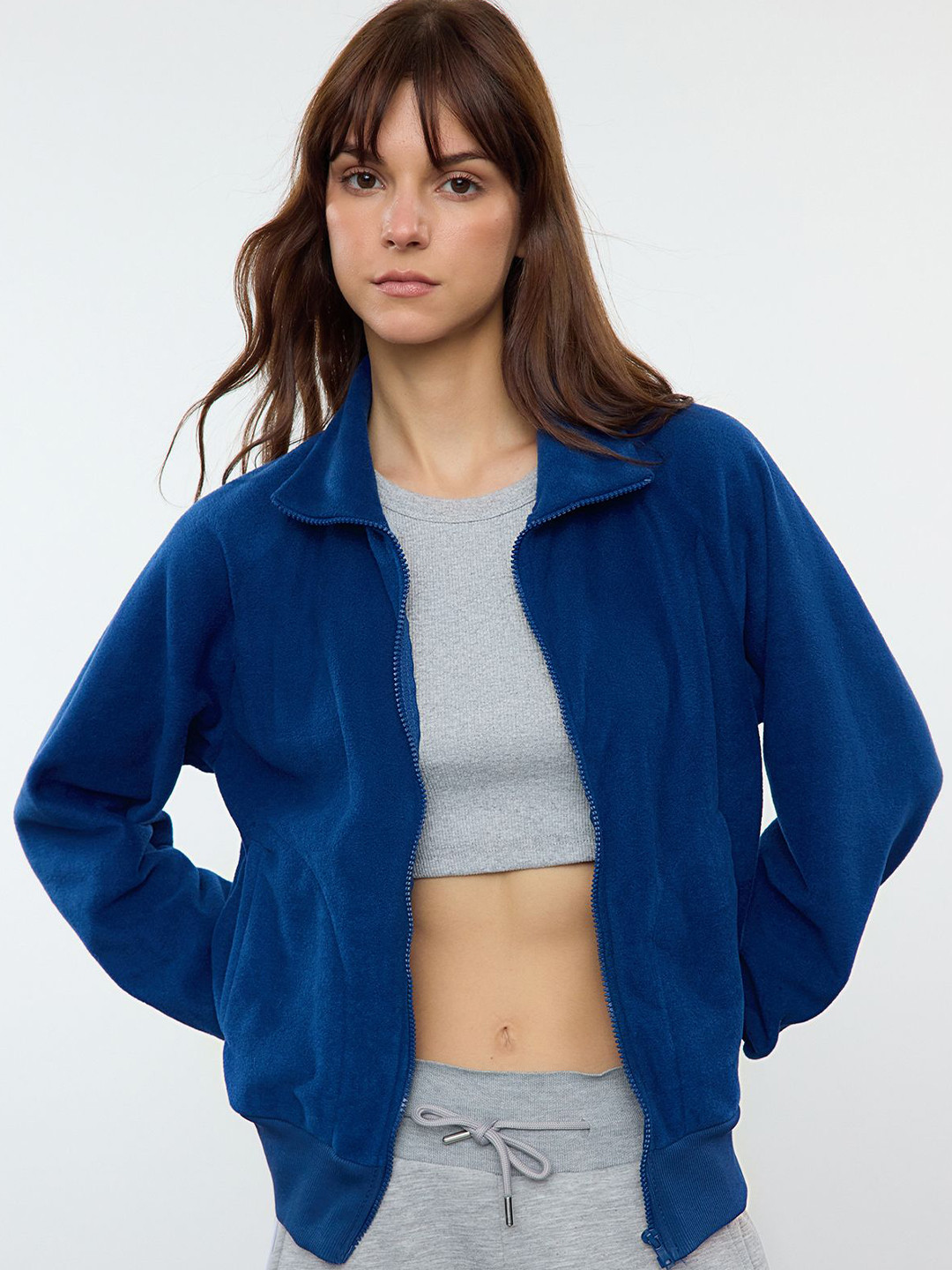 

Trendyol Women Sweatshirt, Na