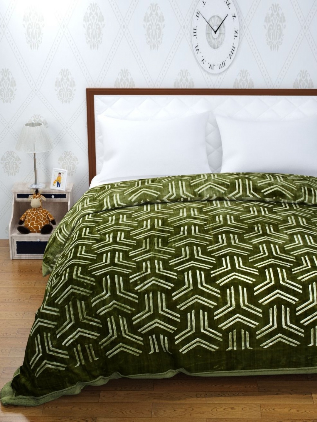 

Florida Olive Green & White Geometric Mink Double Bed Blanket