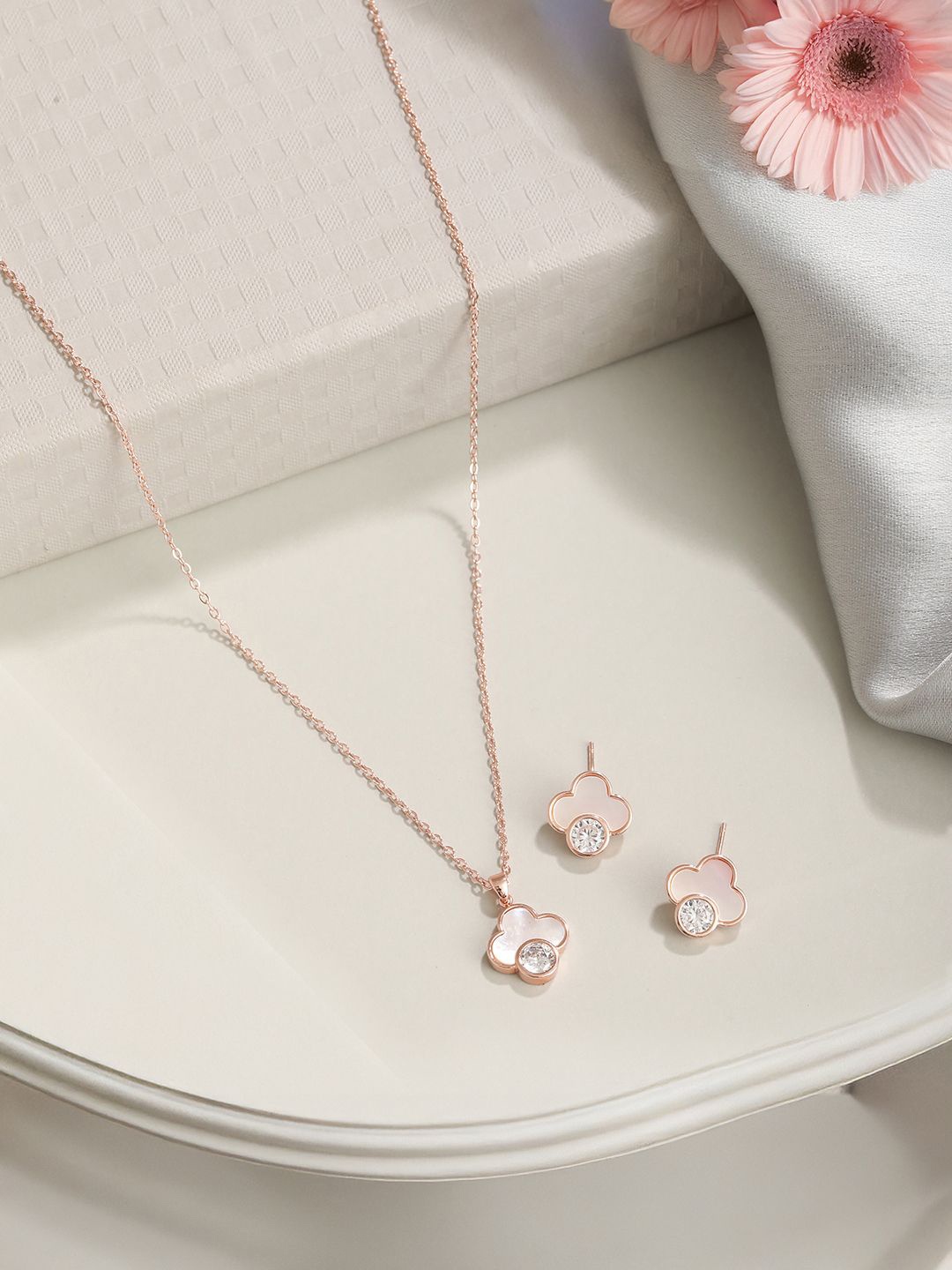 

SARAF TRENDZ Rose Gold Plated AD Studded Floral Pendant Set