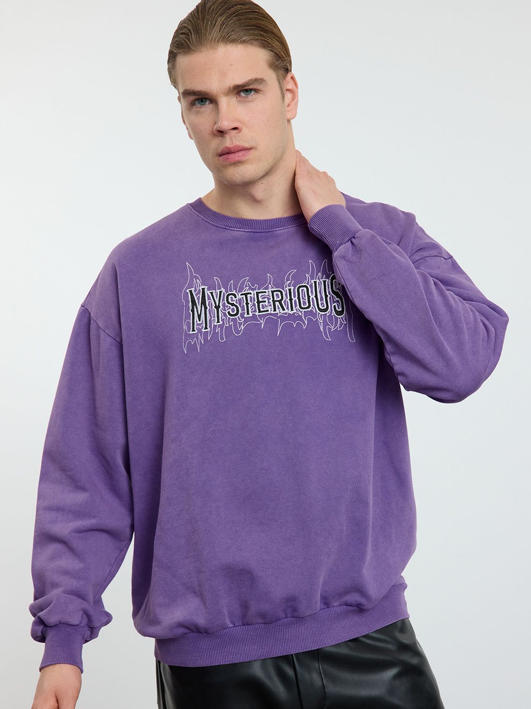 

Trendyol Men Printed Sweatshirt, Na