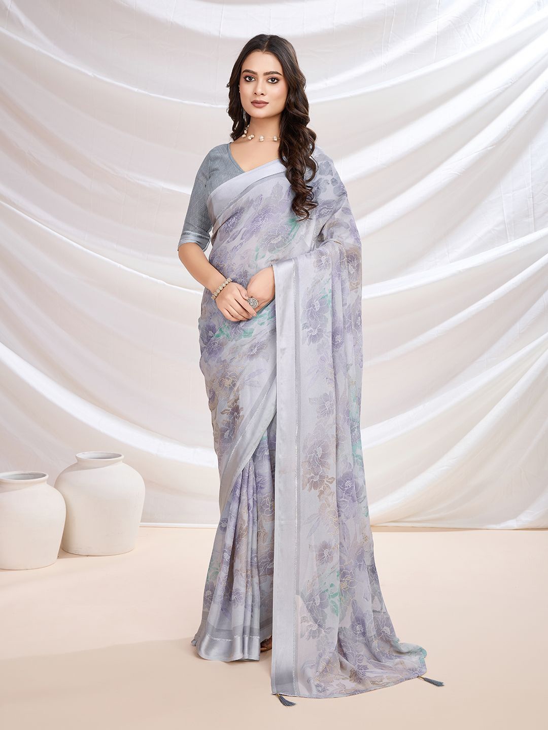

KALINI Floral Pure Georgette Saree, Grey