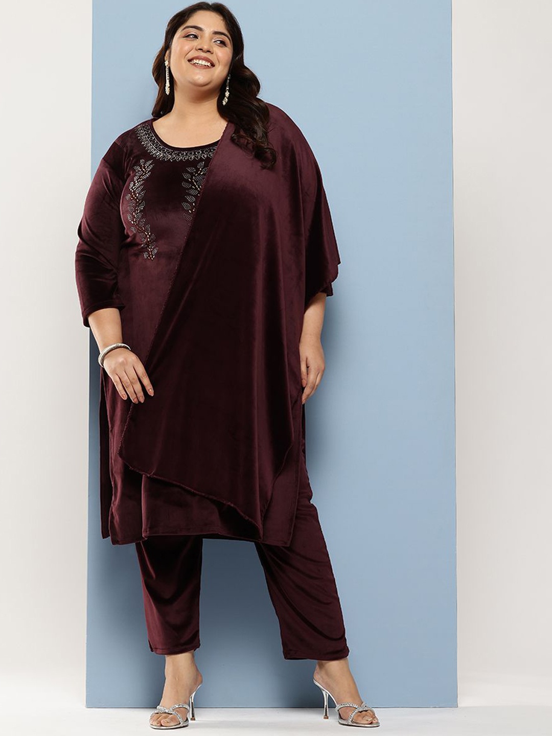 

BAESD Women Embroidered Regular Velvet Kurta with Trousers & With Dupatta, Burgundy