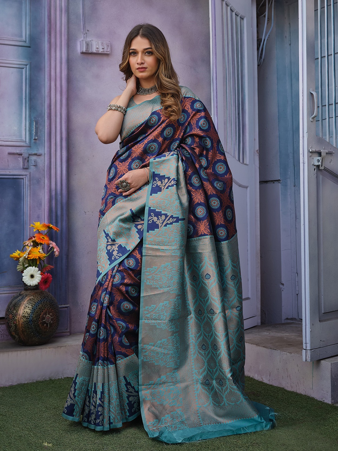 

Wuxi Ethnic Motifs Woven Design Pure Silk Banarasi Ready to Wear Saree, Blue
