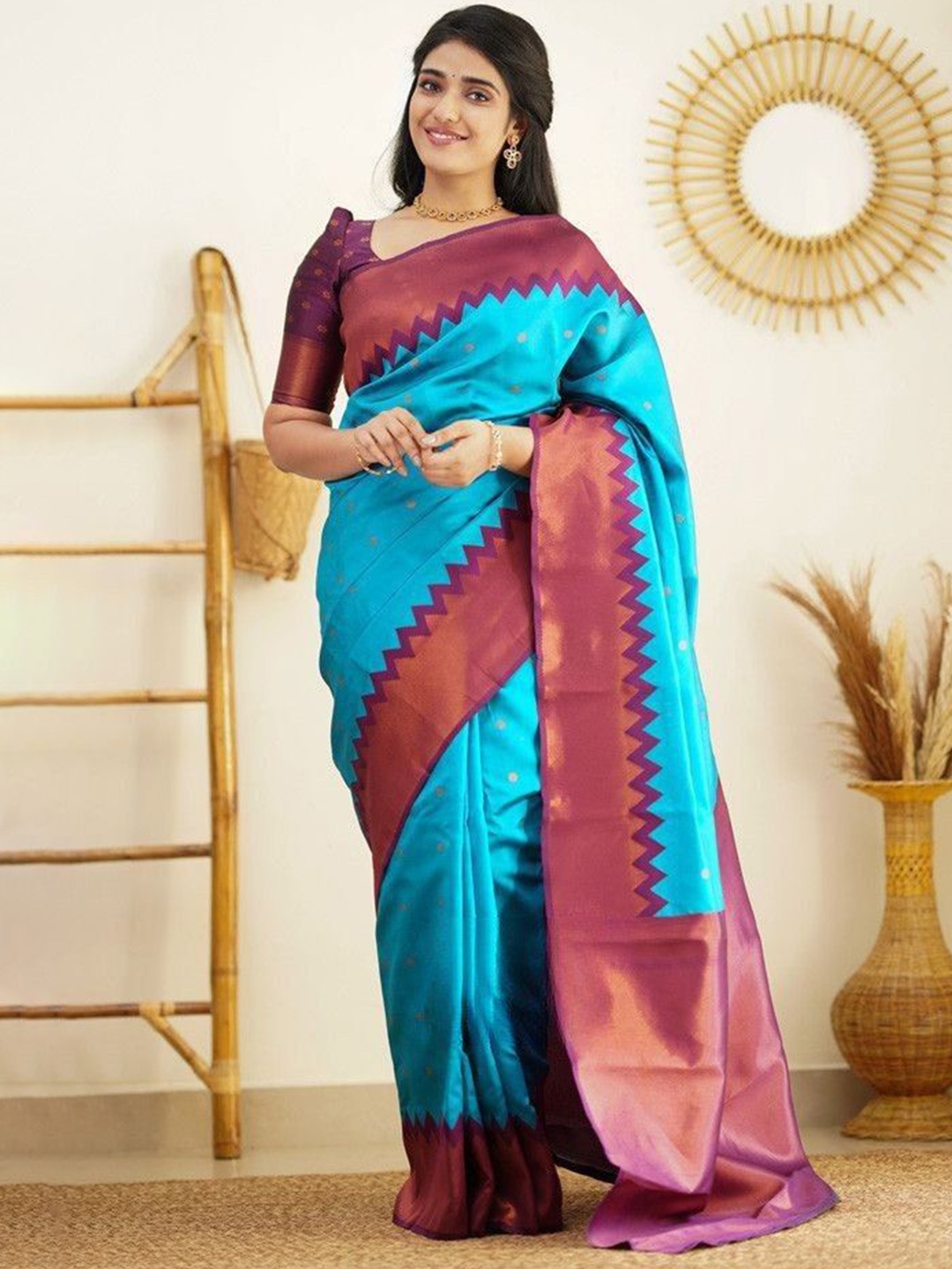 

Wuxi Floral Woven Design Zari Pure Silk Banarasi Designer Saree, Sea green
