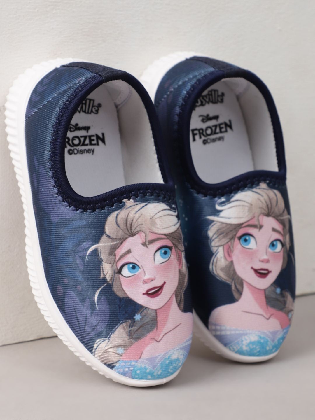 

Kids Ville Girls Frozen Printed Casual Slip-On Sneakers, Navy blue
