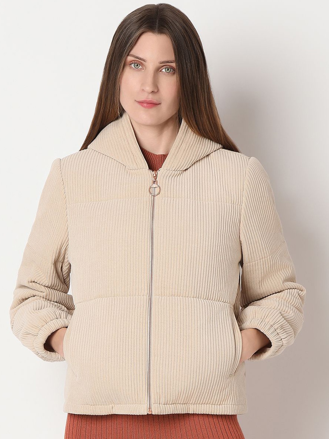 

Vero Moda Women Lightweight Quilted Jacket, Beige