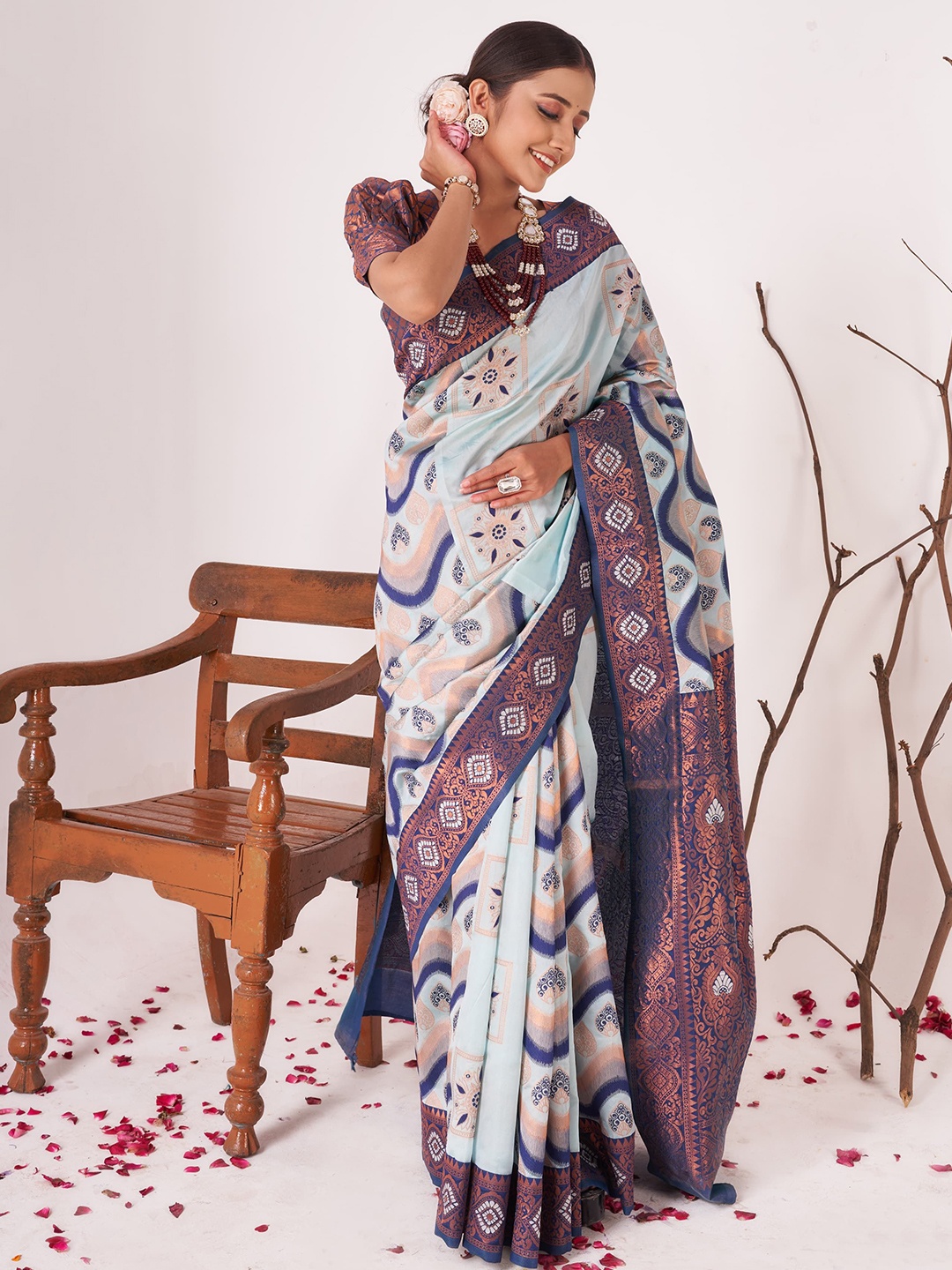 

Wuxi Woven Design Pure Silk Banarasi Saree, Blue