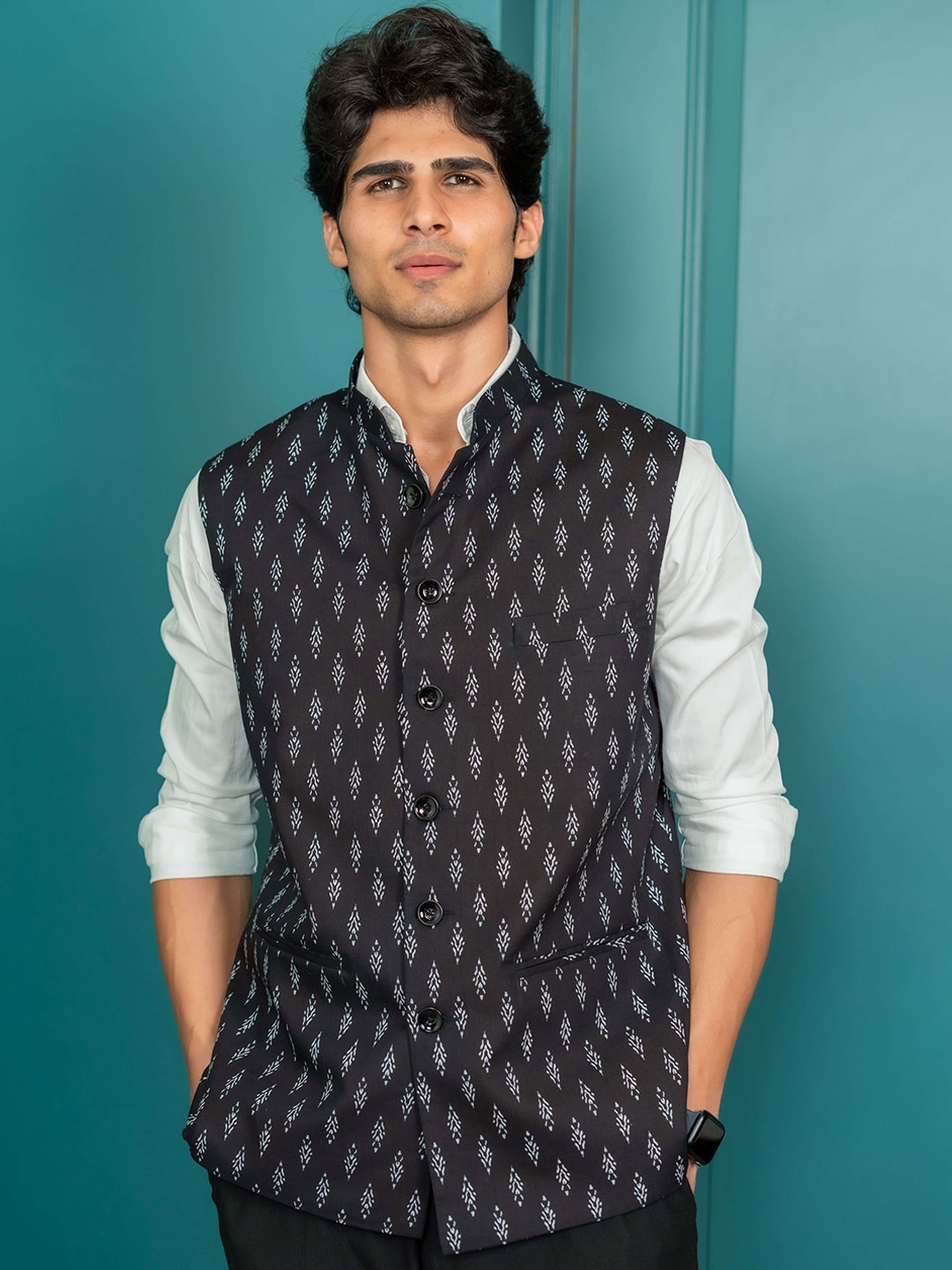 

Shasak Printed Woven Nehru Jackets, Black